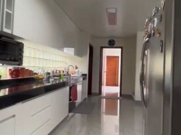 VENTA DE HERMOSA CASA EN LAS CASUARINAS
