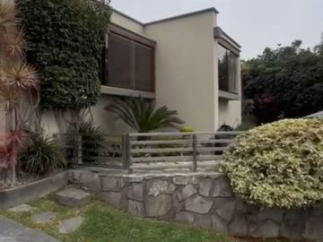 VENTA DE HERMOSA CASA EN LAS CASUARINAS
