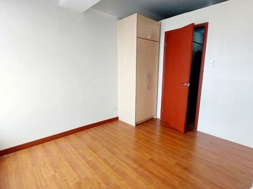 1bedroom condo in makati paseo de roces rent to own near don bosco rcbc gt tower makati