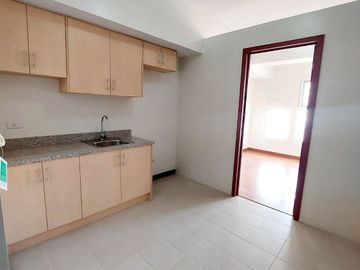 1bedroom condo in makati paseo de roces rent to own near don bosco rcbc gt tower makati