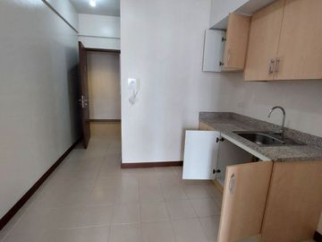 1bedroom condo in makati paseo de roces rent to own near don bosco rcbc gt tower makati