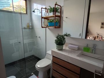 Condo With Hotel Services Including Housekeeping, Pool, Gym, Spa + More Heart of Llanogrande