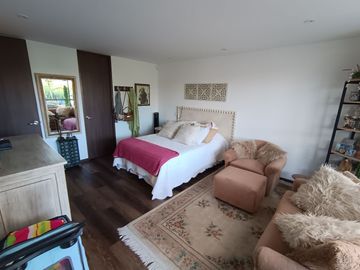 Condo With Hotel Services Including Housekeeping, Pool, Gym, Spa + More Heart of Llanogrande