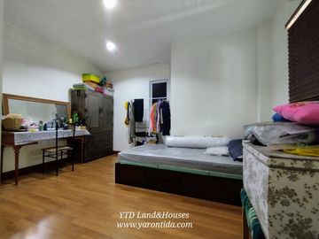 For Sale/rent 2-storey detached house near the BTS, Phonpailin Thorntara Village (English version below)