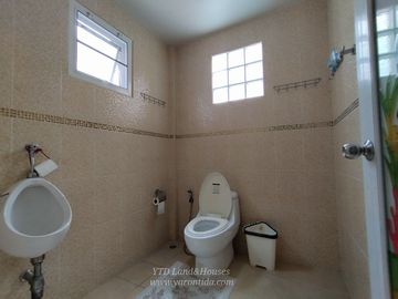 For Sale/rent 2-storey detached house near the BTS, Phonpailin Thorntara Village (English version below)