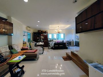 For Sale/rent 2-storey detached house near the BTS, Phonpailin Thorntara Village (English version below)