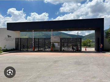 CASA NUEVA en VENTA ALAMOS TRES MARIAS