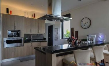 House and Lot For Sale in Clark Sun Valley at Pampanga