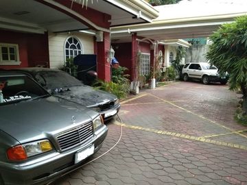 For Sale House and Lot in Alpha Executive Homes in Talisay City, Cebu
