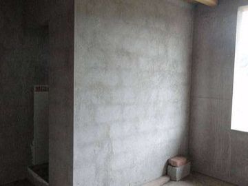 Venta de casa de campo en obra negra en Otavalo