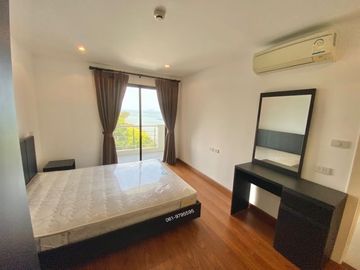 Golden Coast, sea view condo, Bang Phra, Sriracha, near Sukhumvit.