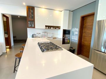 Vive en el paraíso: Departamento totalmente equipado en Residencial Palmaris, Cancún