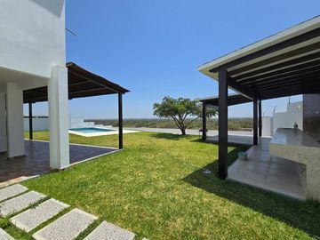 HERMOSA CASA EN ALQUILER – LA MARIPOSA - LOS EJIDOS - PIURA