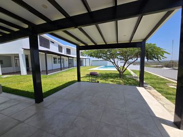 HERMOSA CASA EN ALQUILER – LA MARIPOSA - LOS EJIDOS - PIURA
