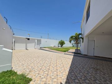 HERMOSA CASA EN ALQUILER – LA MARIPOSA - LOS EJIDOS - PIURA
