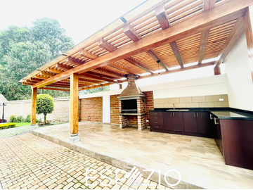 CASA EN VENTA SECTOR CONDADO, URBANIZACIÓN EL CONDADO