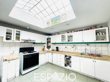 CASA EN VENTA SECTOR CONDADO, URBANIZACIÓN EL CONDADO