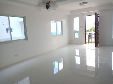 Grab This! Ready for Occupancy House and Lot - 3minutes away from Tanauan Exit!