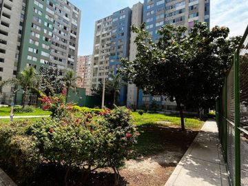 VENTA DE DEPARTAMENTO EN CONDOMINIO LOS GIRASOLES - 3° ETAPA COMAS