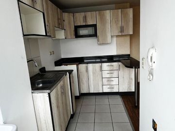 VENTA DE DEPARTAMENTO EN CONDOMINIO LOS GIRASOLES - 3° ETAPA COMAS