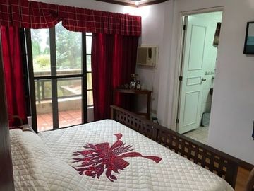 super Prime location house with pool in Tagaytay City with 993sqm Lot Area