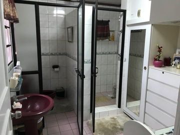 super Prime location house with pool in Tagaytay City with 993sqm Lot Area