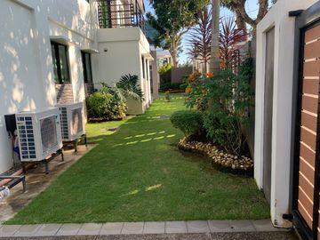 super Prime location house with pool in Tagaytay City with 993sqm Lot Area