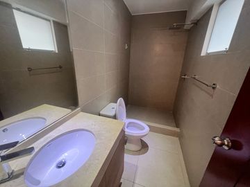 se vende departamento 169 m2 surco