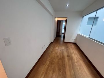 se vende departamento 169 m2 surco