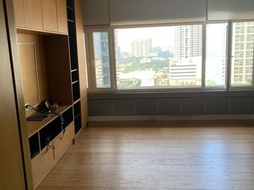 3BR CONDO UNIT FOR SALE - The Twin Towers, Makati