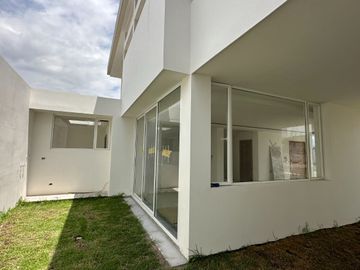 VENTA CASA TUMBACO SECTOR EL ARENAL
