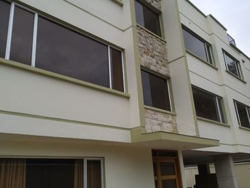 Departamento de VENTA en Edificio Revelo de 124m2 y 145m2 al norte de la ciudad, excelente ubicación se encuentra dentro de urbanización “La Pampa” en