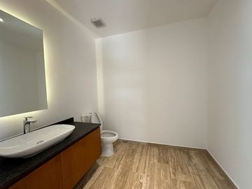 CASA EN VENTA EN LAGOS DEL SOL