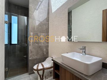 ¡GRAN OPORTUNIDAD! CASA EN VENTA, JURIQUILLA QRO.