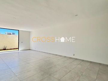 ¡GRAN OPORTUNIDAD! CASA EN VENTA, JURIQUILLA QRO.