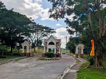 Affordable Premium Lot for Sale @ Cambridge Place Tanauan, Batangas: Where Your Dream Lot Awaits!