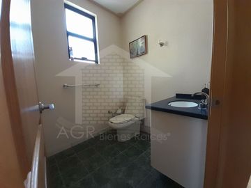VENTA DE CUARTA RECAMARA EN PLANTA BAJA Y AMPLIO JARDIN EN HUERTAS DEL CARMEN