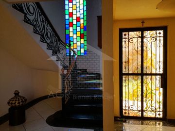VENTA DE CUARTA RECAMARA EN PLANTA BAJA Y AMPLIO JARDIN EN HUERTAS DEL CARMEN