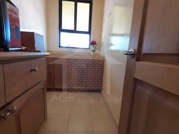 VENTA DE CUARTA RECAMARA EN PLANTA BAJA Y AMPLIO JARDIN EN HUERTAS DEL CARMEN