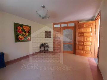 VENTA DE CUARTA RECAMARA EN PLANTA BAJA Y AMPLIO JARDIN EN HUERTAS DEL CARMEN