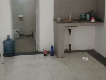 Rumah Hook, Pinggir Jalan Raya Area Pondok Labu, Super Untung Dan Strategis