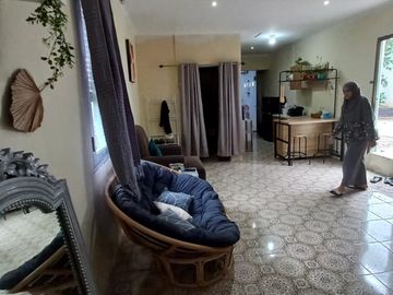 Rumah Hook, Pinggir Jalan Raya Area Pondok Labu, Super Untung Dan Strategis