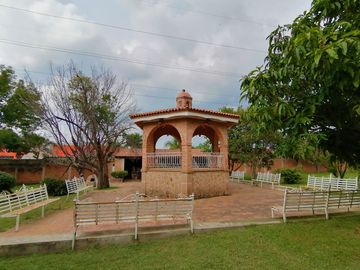 GRAN CASA DE CAMPO EN TONALA CENTRO 4500 M2