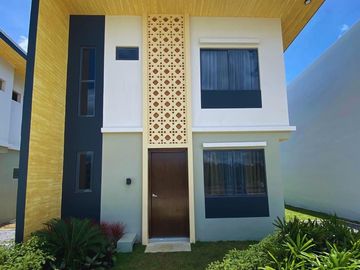 𝟓𝟎% 𝐃𝐨𝐰𝐧𝐩𝐚𝐲𝐦𝐞𝐧𝐭 𝐃𝐢𝐬𝐜𝐨𝐮𝐧𝐭 for a limited time only @ Solaya Lipa Near Ayala Land Premier's Arezza Estates Liipa