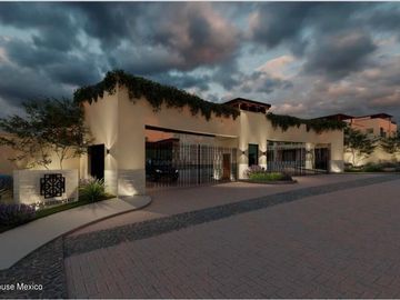 CASA EN PREVENTA ,TRES HABITACIONES CON BAÑOS COMPLETOS, AMENIDADES, CORREGIDORA