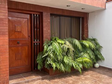 VENDO LINDA CASA EN SAN MIGUEL