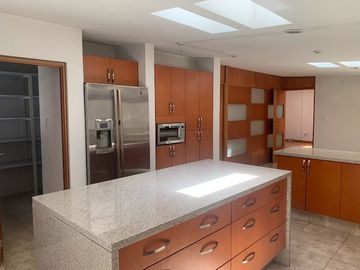 Casa en venta, Fraccionamiento Bosques de Cuauhyocan, a 5 Minutos de Harás.