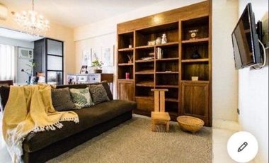 For Sale! 1 BR Condo at Cypress Towers with Balcony in Taguig