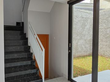Rumah Teluk Bayur Sukmajaya Dekat Margonda,Baru 2 LANTAI Mewah Harga Murah di Kota Depok Jual Dijual
