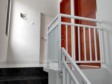 Rumah Teluk Bayur Sukmajaya Dekat Margonda,Baru 2 LANTAI Mewah Harga Murah di Kota Depok Jual Dijual